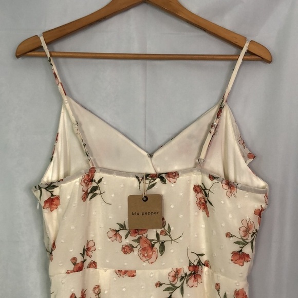 BLU PEPPER FLORAL RUFFLE HALTER MIDI DRESS SIZE L - Picture 8 of 13